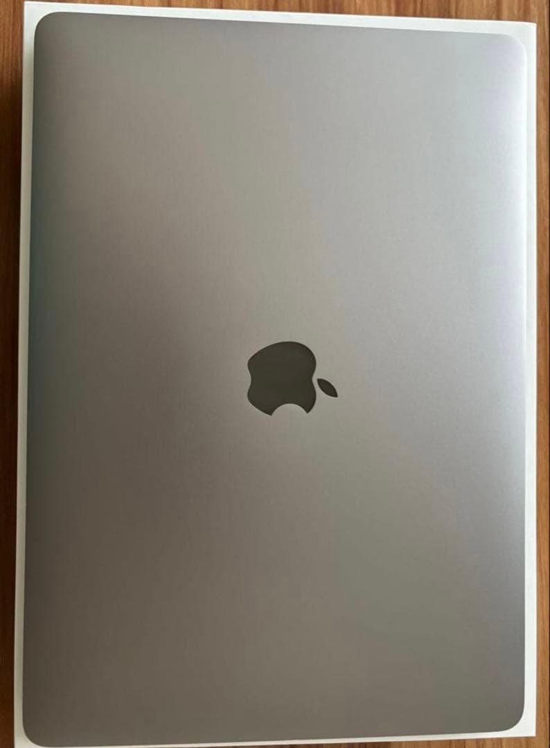 Apple MacBook Air 13インチ（2020年モデル/ A2179)