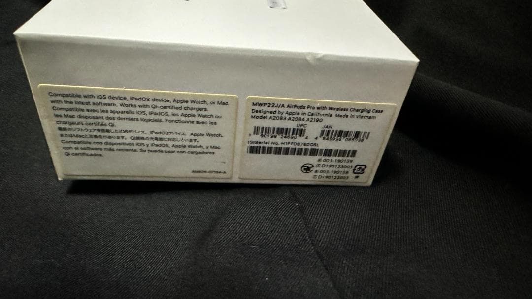 美品✨Apple AirpodsPro 第一世代 - 箱・追加イヤーパッド付き