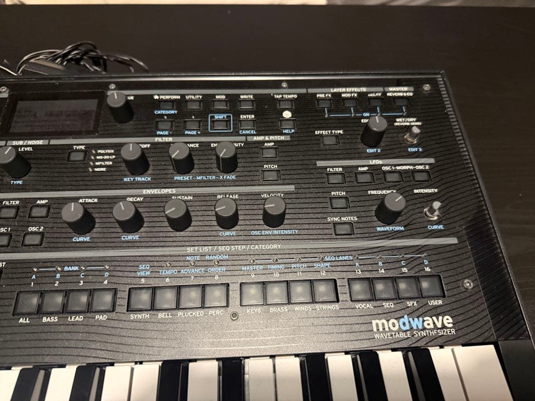 KORG modwave デジタルシンセサイザー