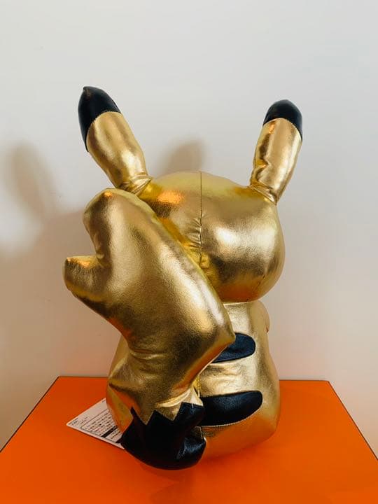 ピカシュウ shu uemura×Pokémon 非売品ぬいぐるみ