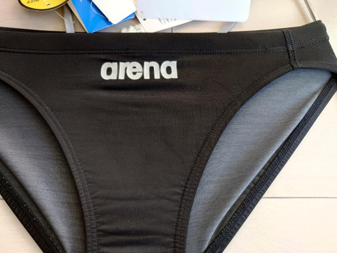 arena Shin-rev. ARN-8509M光沢ブラック Mサイズ 競パン