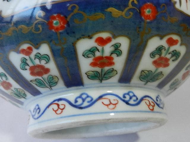 色絵有田焼（伊万里焼）大鉢　在銘「太清嘉慶年製」