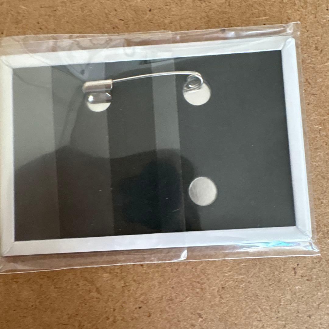 岳羽ゆかり　ペルソナ　劇場版ペルソナ3 マルイ スクエア缶バッジ