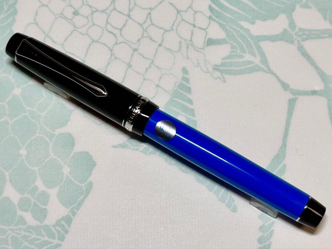 【美品】 PILOT 万年筆 カスタムヘリテイジ91 限定色 ブルー 細字 F