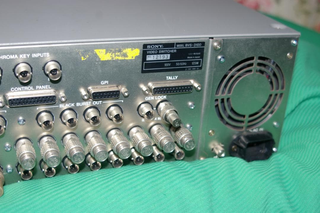 ソニー放送用スイッチャ—BVS-3100中古品の出品です。