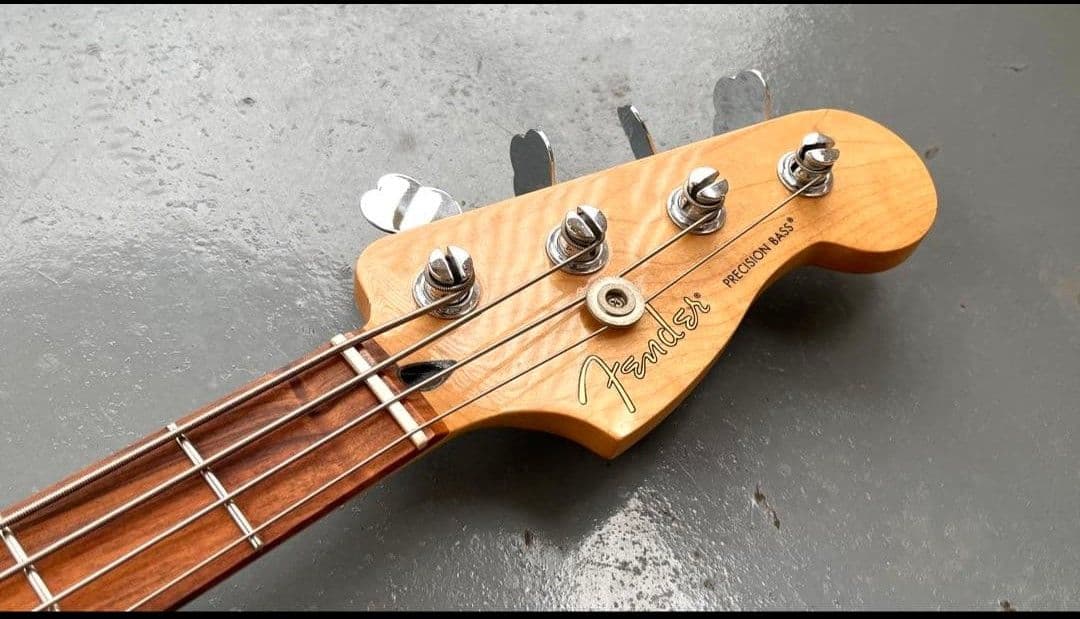 ふ*た様 Fender PlayerSeries PrecisionBass