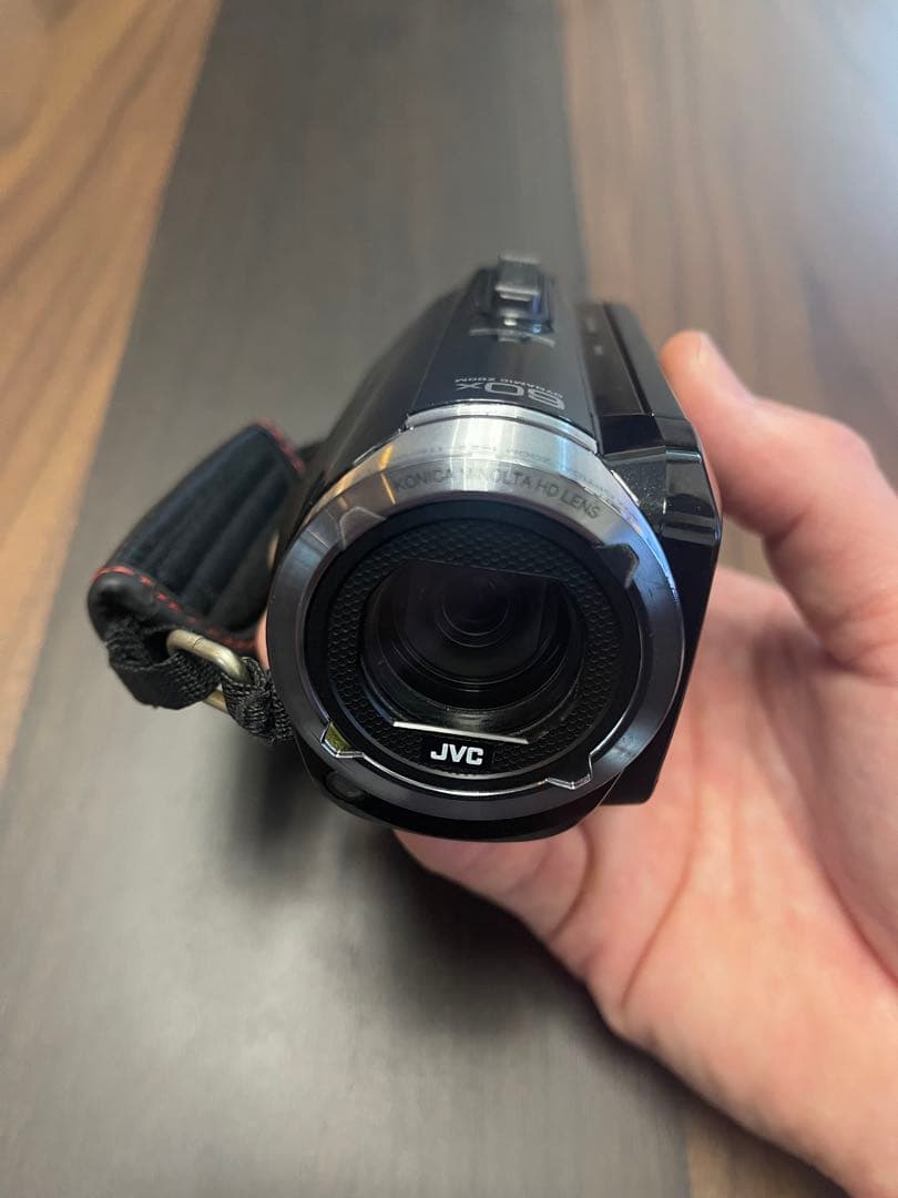 16さん専用　JVC エブリオ GZ-RX130-B 黒　ライター　三脚セット