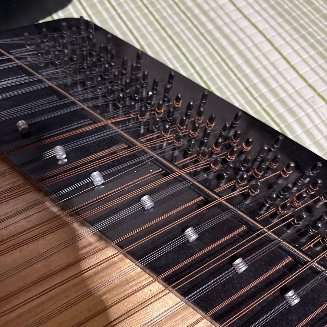 ハンマーダルシマー　ヤンチン　洋琴　お琴　中国楽器　弦楽器　ハードケース　ハープ