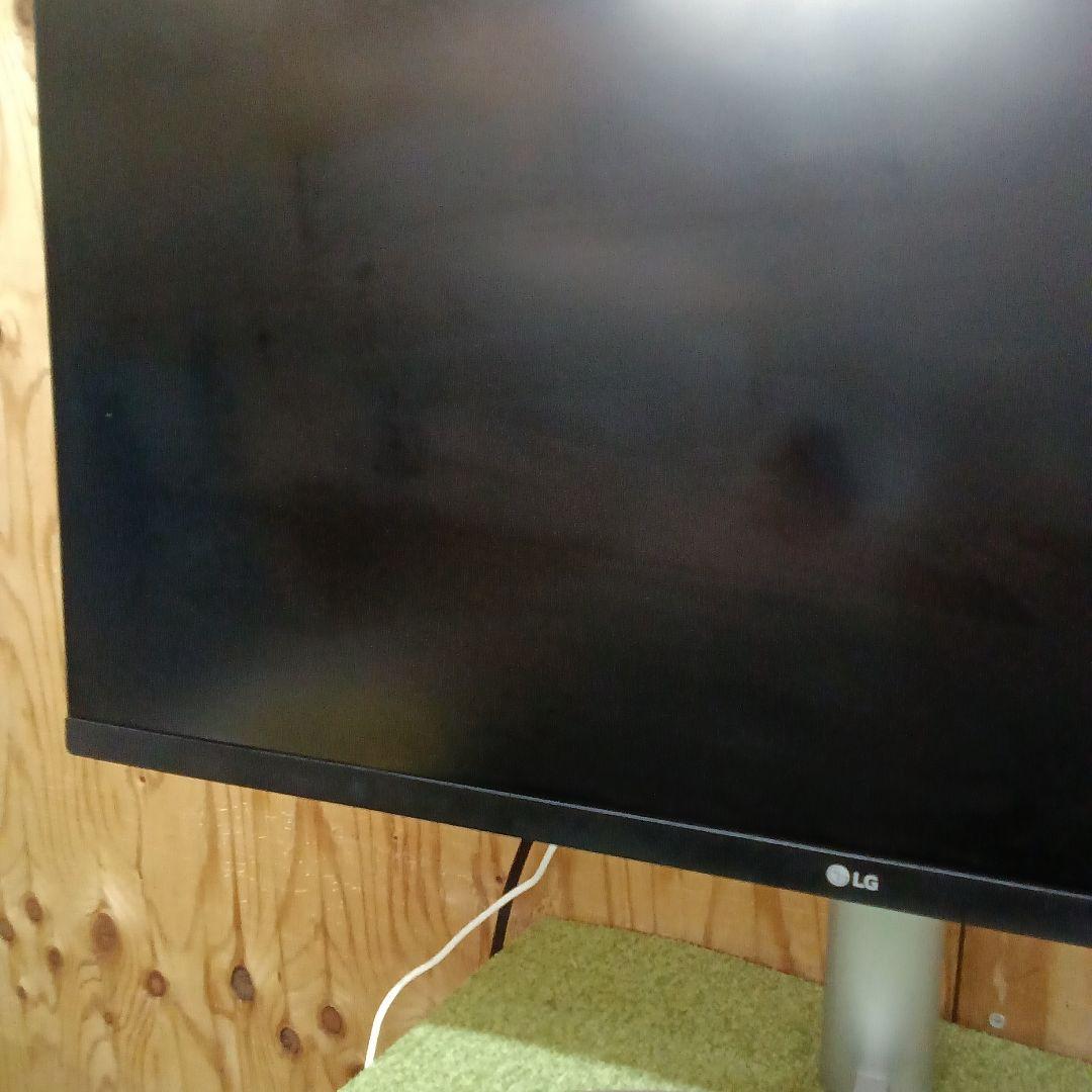 TOMO31.5インチ4K液晶モニターLG32UN550-W ②