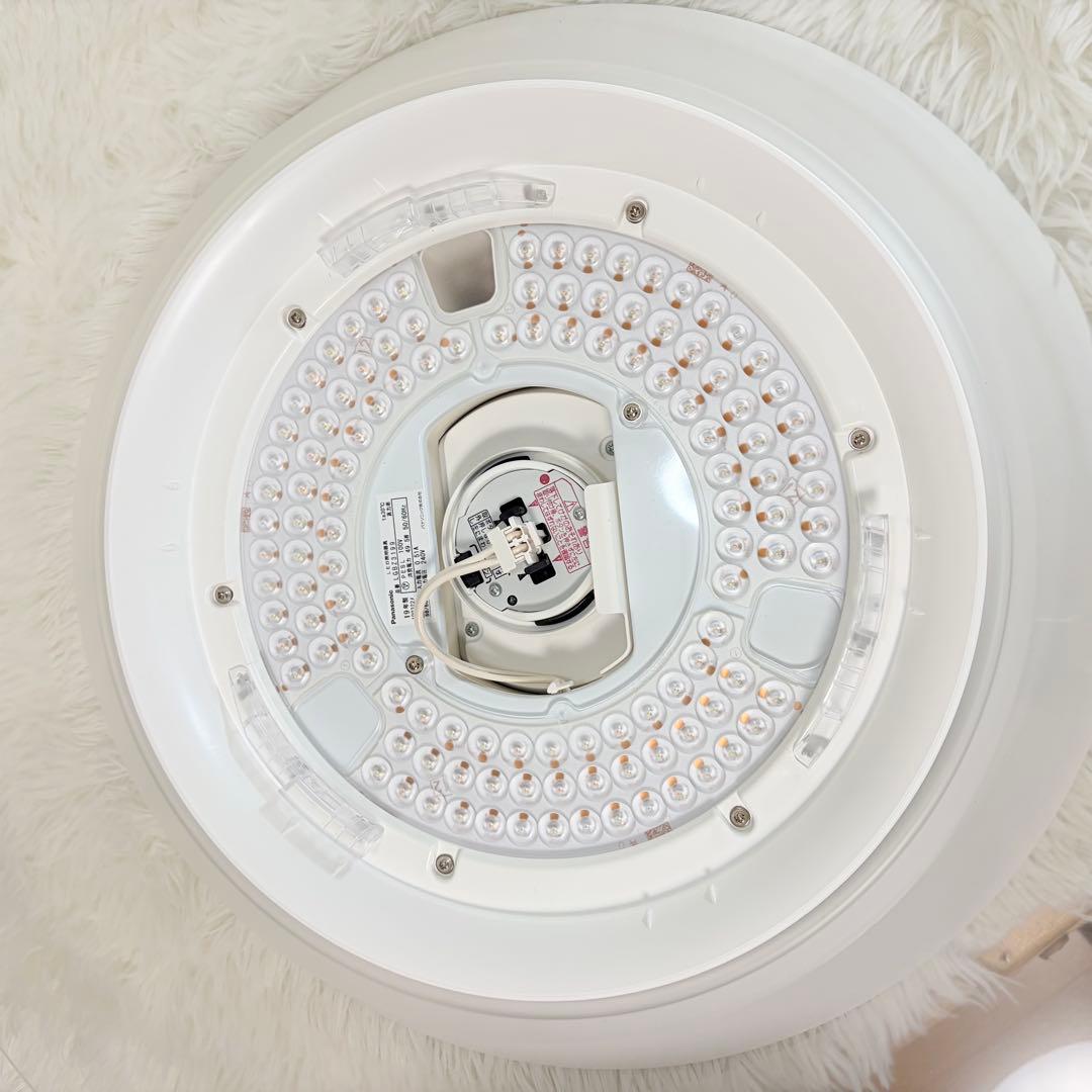 PanasonicシーリングライトLGBZ3199 〜12畳　LEDライト