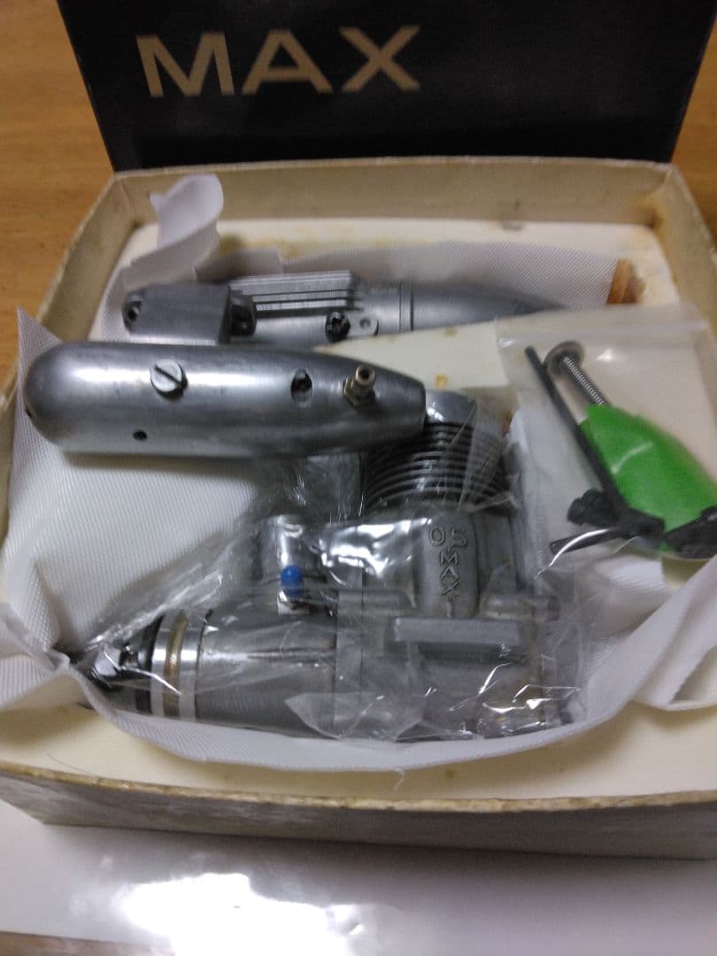 O.S. MAX 45ーFSR(CL用)中古品・(純正╋特製)マフラー付き