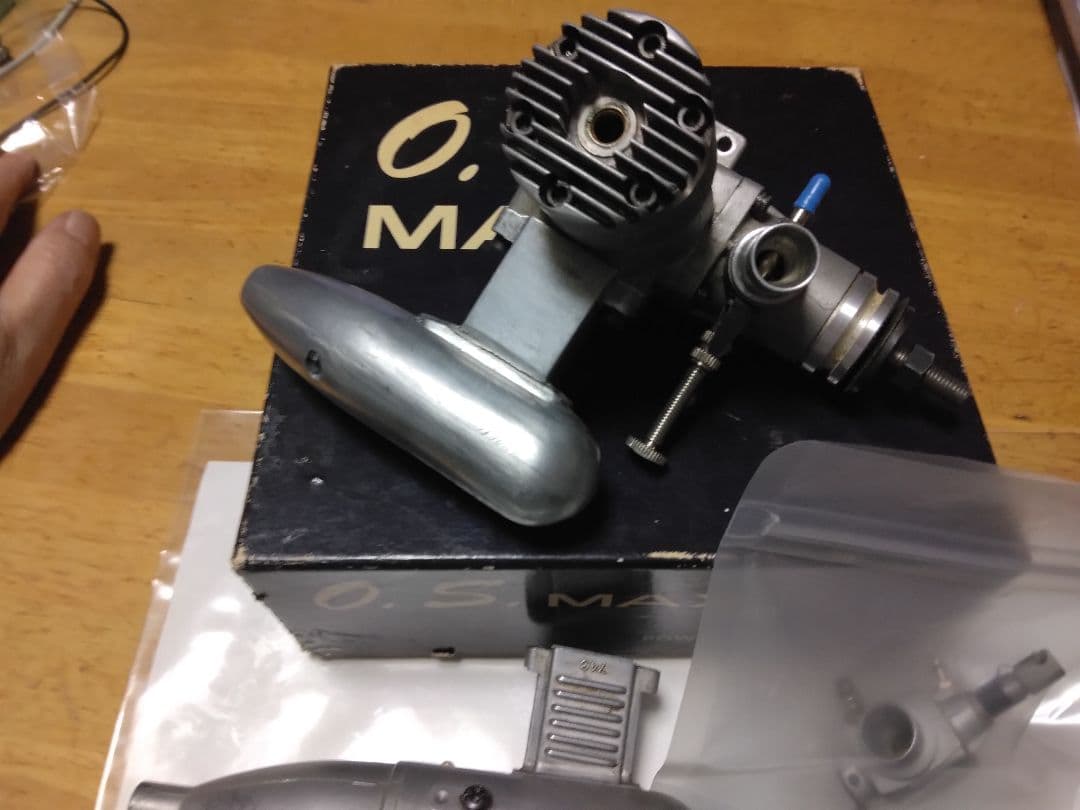 O.S. MAX 45ーFSR(CL用)中古品・(純正╋特製)マフラー付き