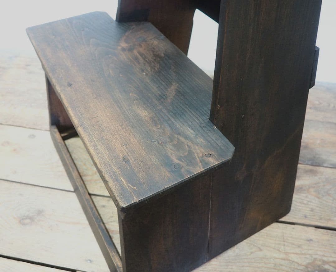 1345 ビンテージ　レトロな踏み台　展示台　花台　ガーデン　古家具　古道具