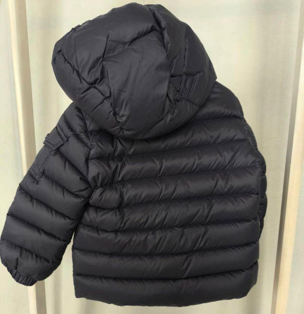 (本日限定値下げ)　未使用　モンクレール　ダウン　ネイビー　2A