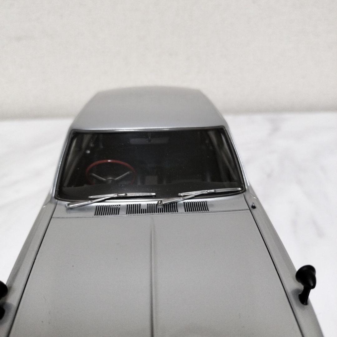 1/18 イグニッションモデル　スカイライン