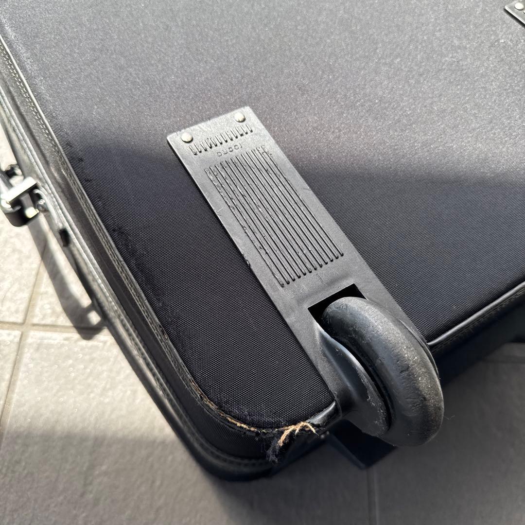 あや様　GUCCI キャリーケース 中型
