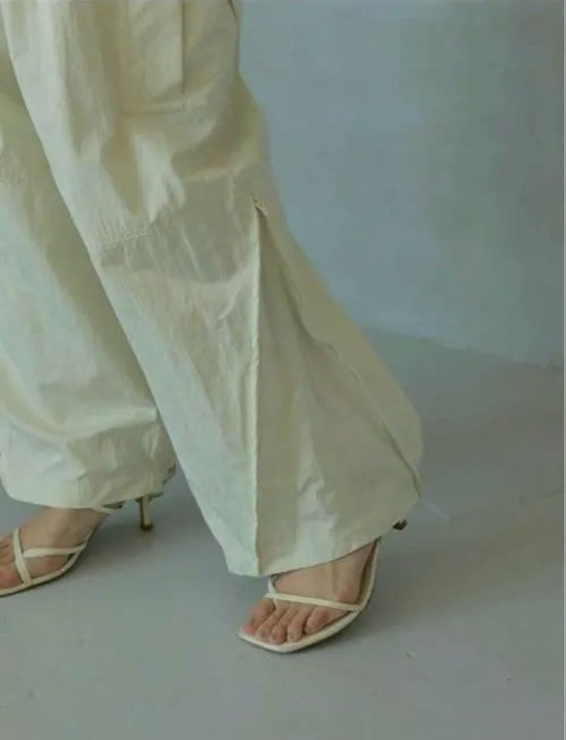 ETRE TOKYO ナイロンワークパンツ