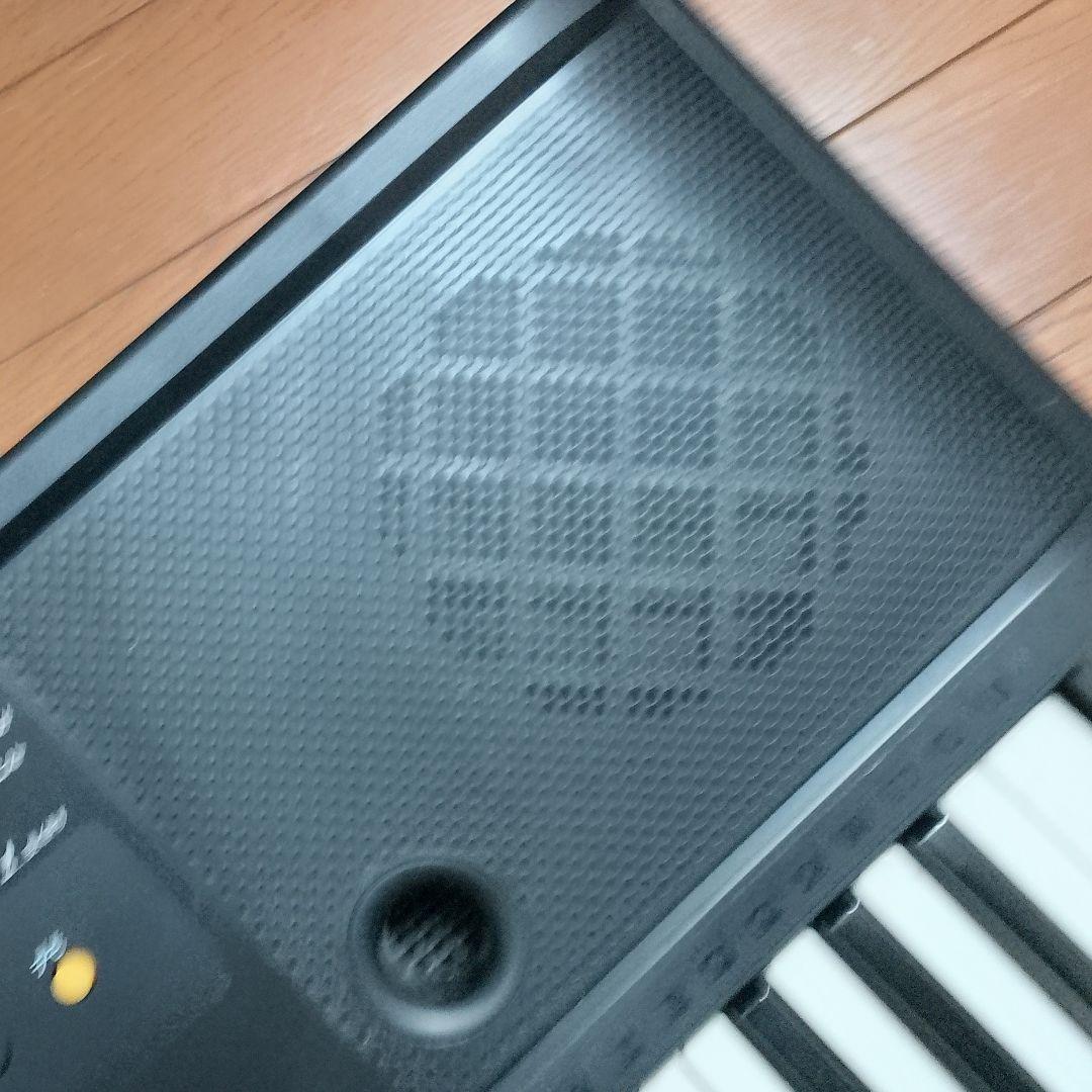 YAMAHA　PORTATONE　PSR-E223　電子キーボード