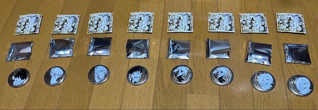 チェンソーマン　ゴールデン缶バッジ　8個セット　【バラ売り不可】