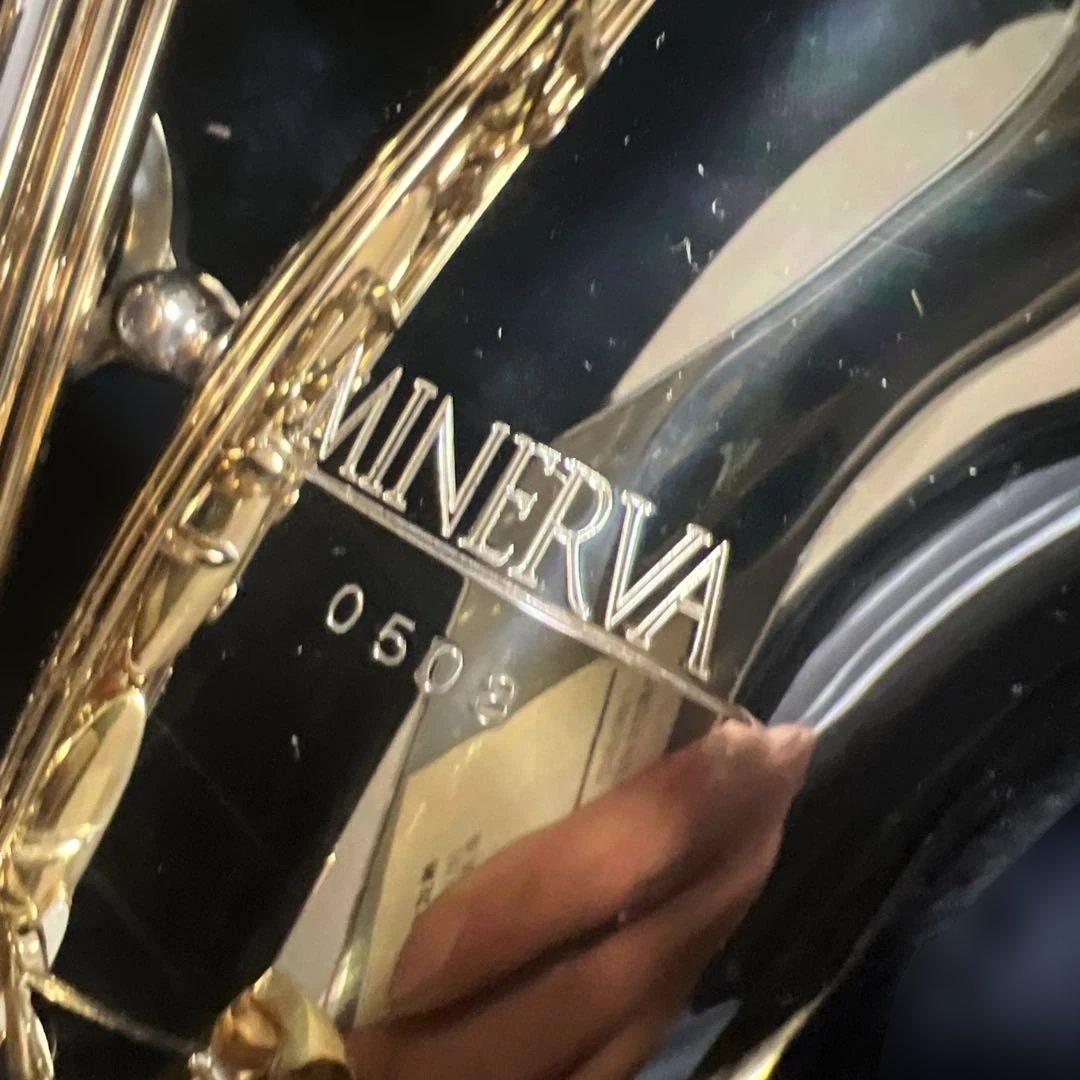 ミネルバ　サックス本体 ゴールド