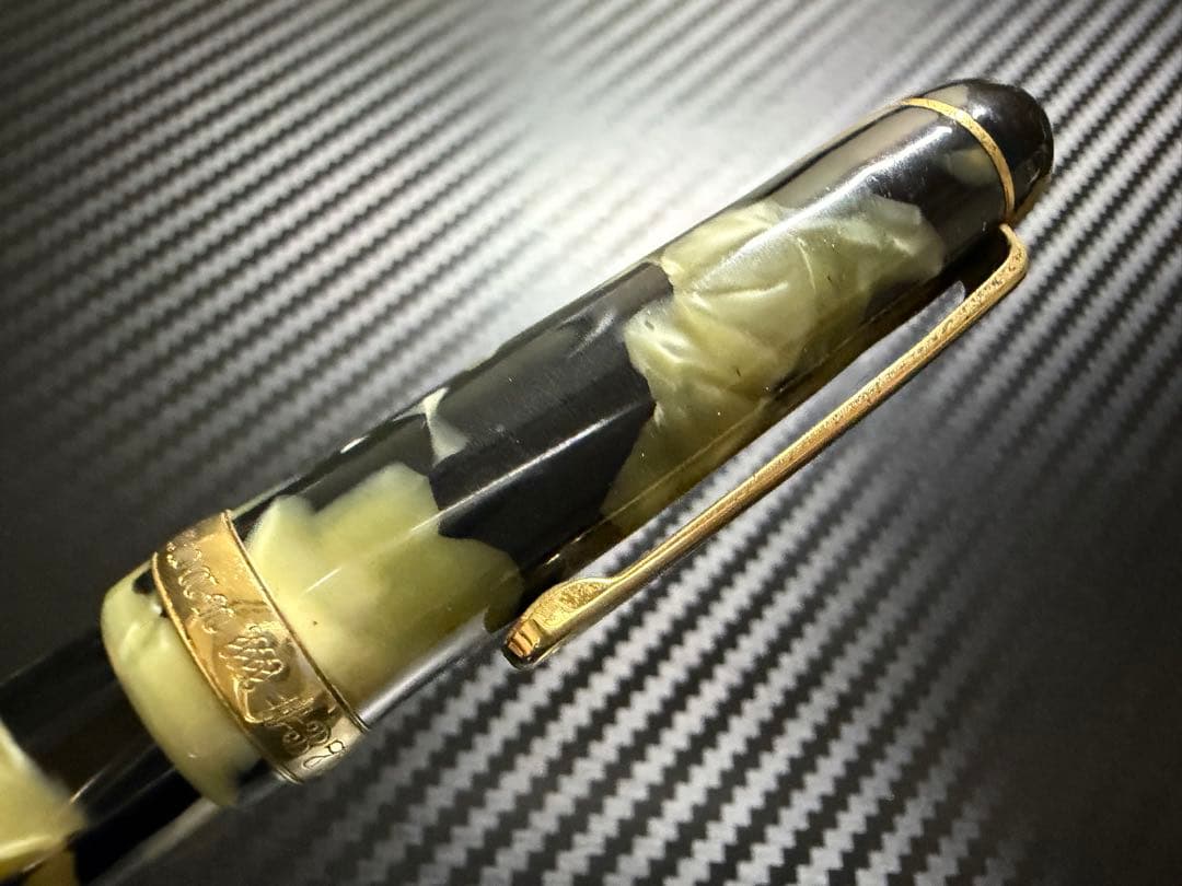 美品 プラチナ 万年筆 3776 セルロイド イシガキ M 中字