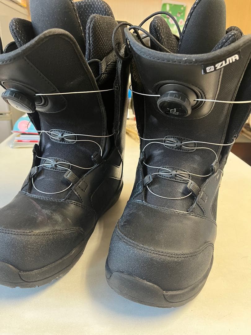スノボーブーツ　27センチ