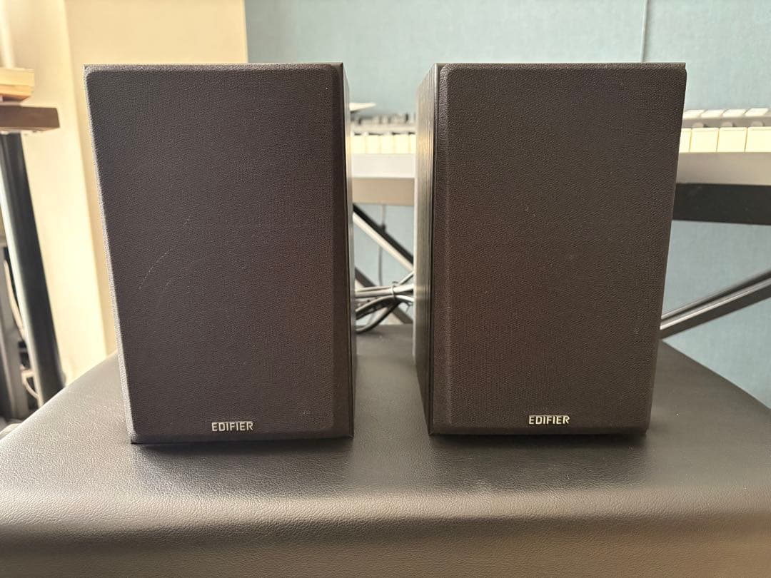 Edifierアクティブスピーカー 入力2系統 (PC&AUX)ED-R1100
