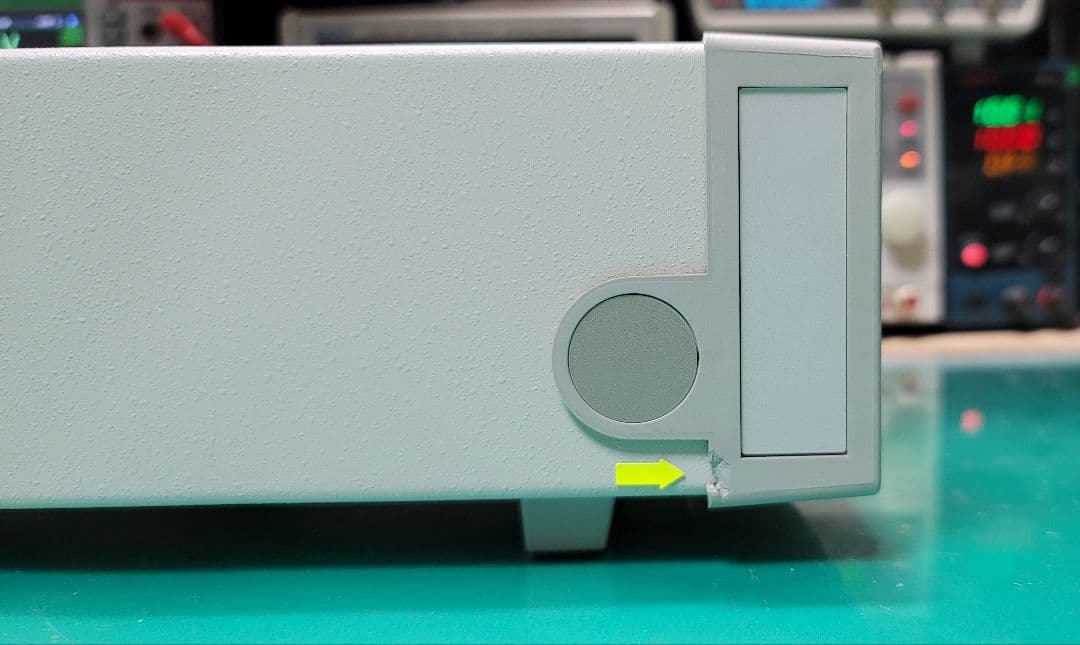 精密直流 電圧/電流発生器 ADVANTEST R6240A 0V-15V 4A