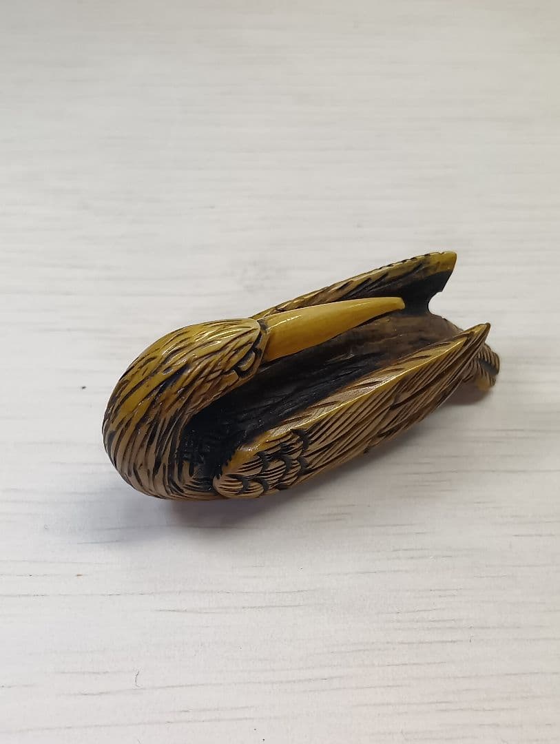 鹿角根付　在銘あり