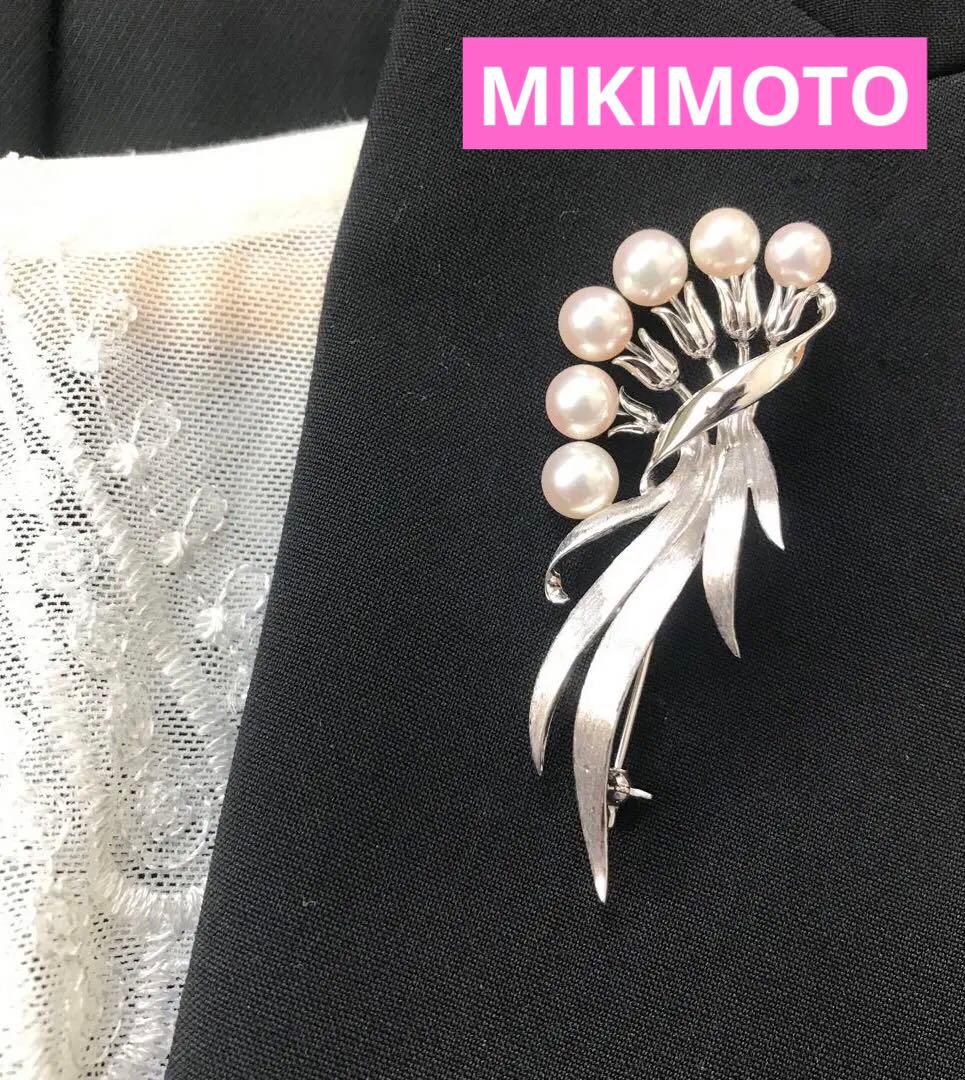 週末限定お値下げ！【未使用級！】ミキモト パール6珠　フラワーブーケ　ブローチ