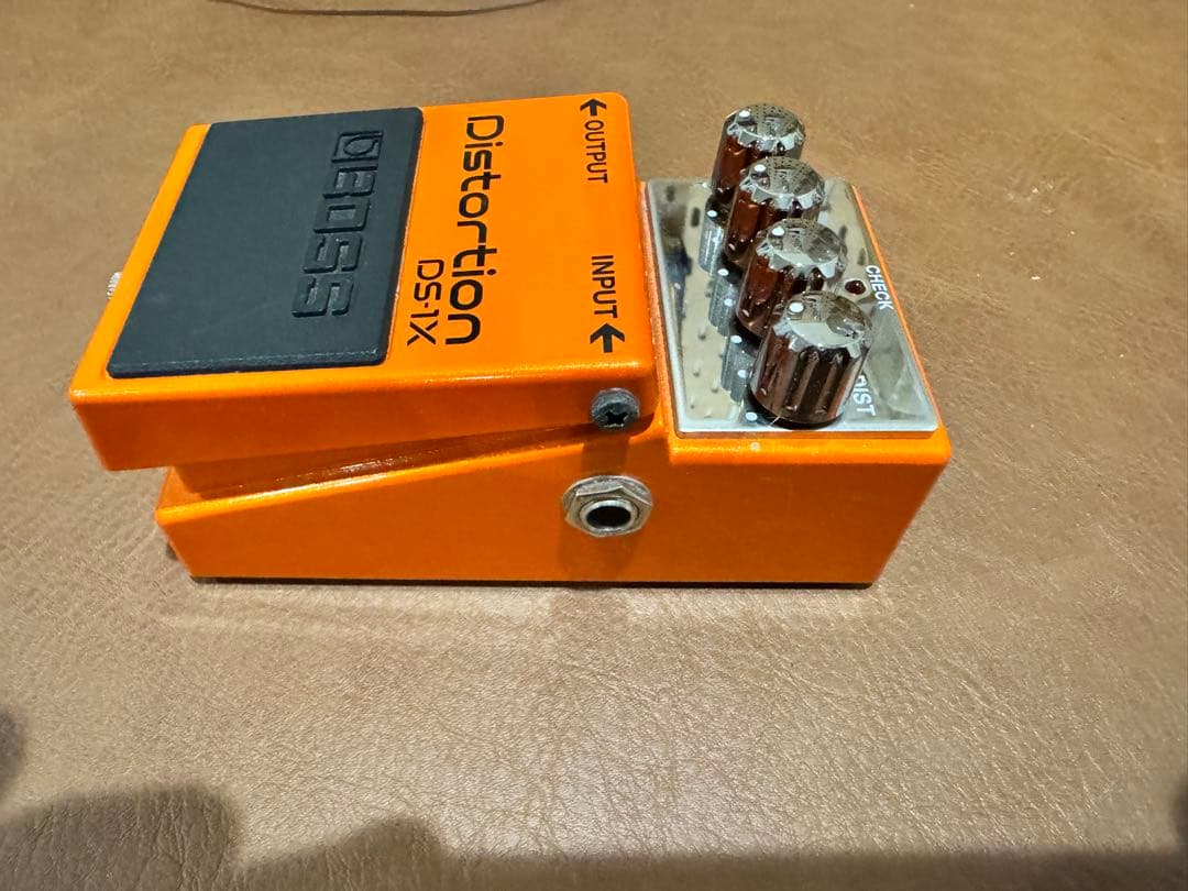 ギター BOSS DS-1X