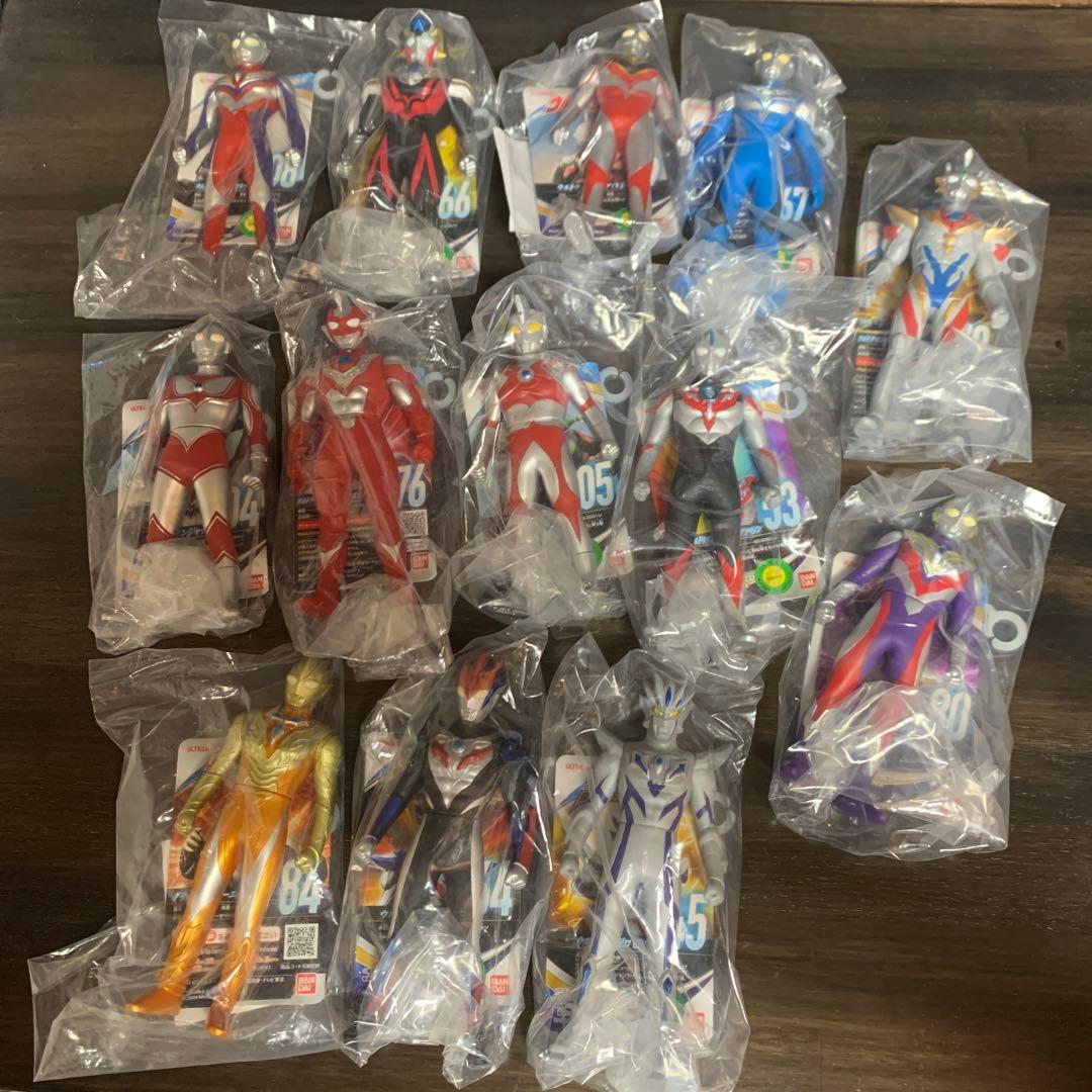 バンダイ ウルトラヒーローシリーズ 09 ウルトラマンガイアV2 他