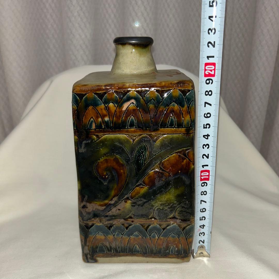 ◉本日限定◉照屋佳信　角瓶　線彫り　やちむん　照屋窯