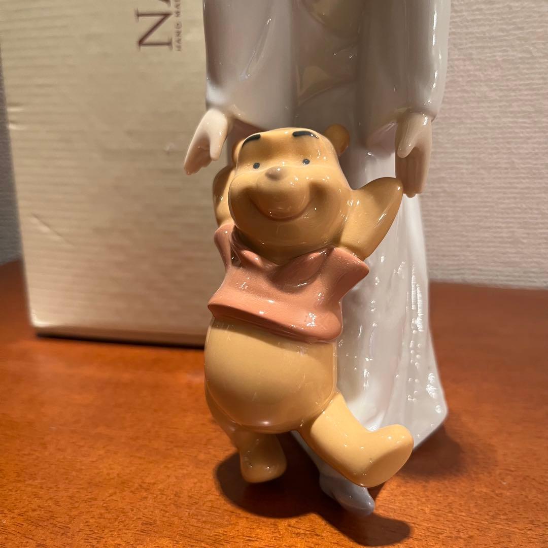 新品　未使用　くまのプーさん　リヤドロ　NAO 箱入り　人形　陶器　ディズニー