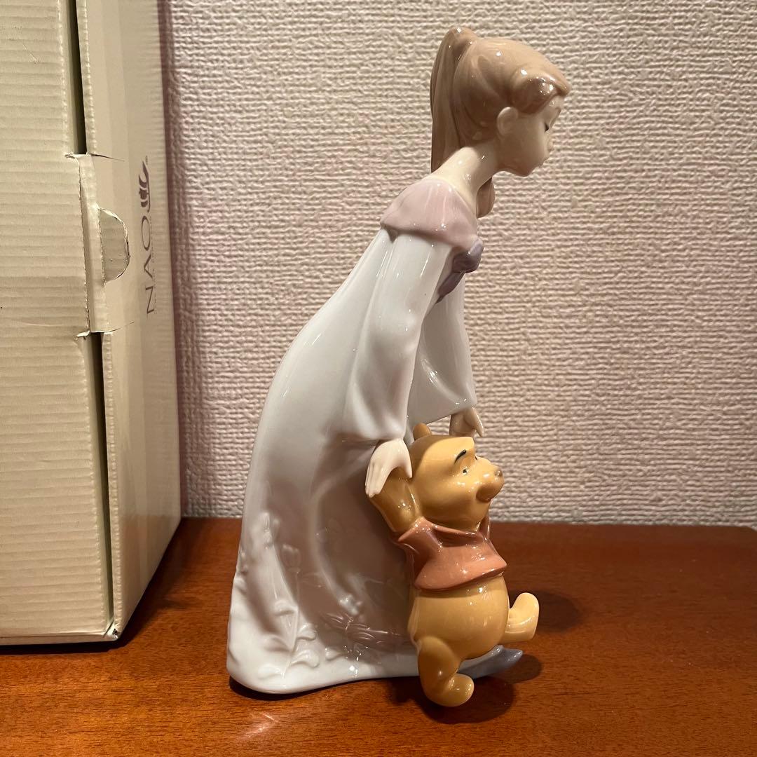 新品　未使用　くまのプーさん　リヤドロ　NAO 箱入り　人形　陶器　ディズニー