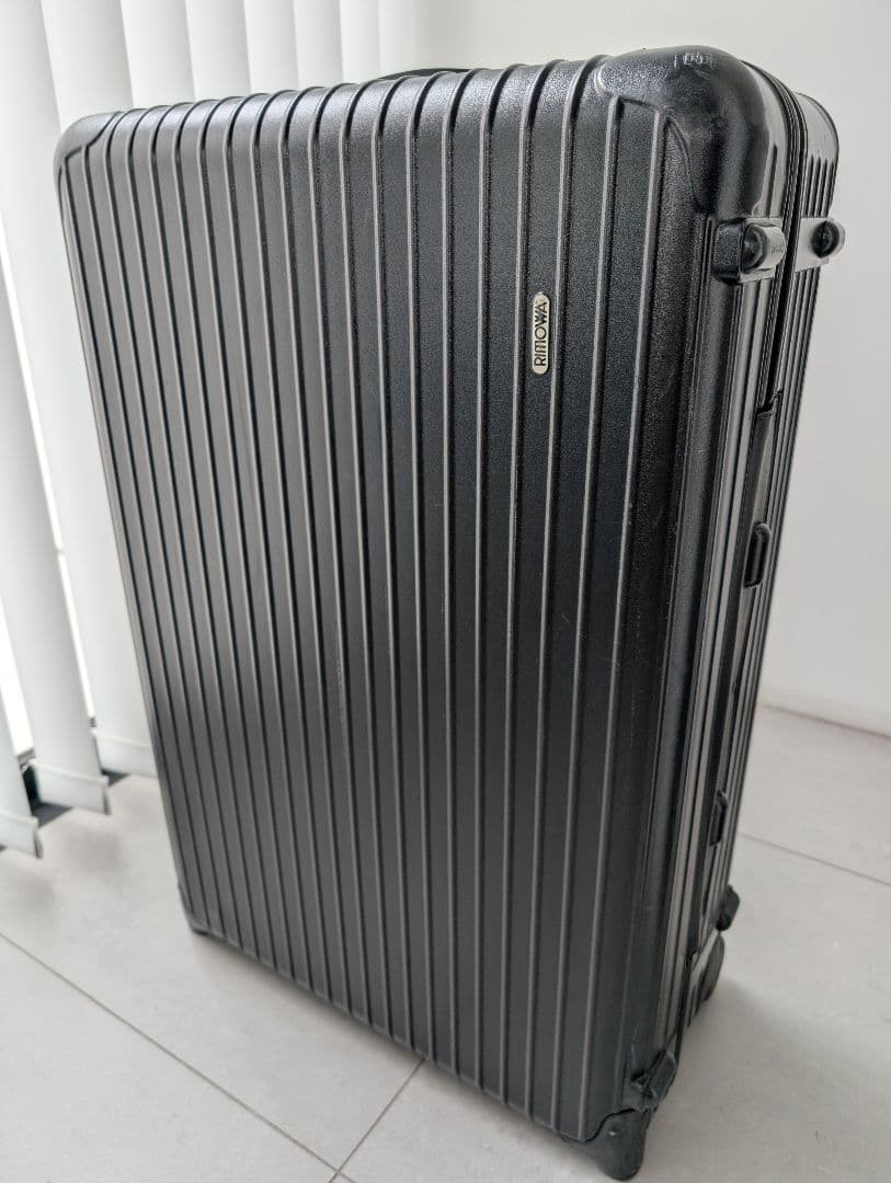 リモワ サルサ 黒 104L 2輪　851.77 綺麗です