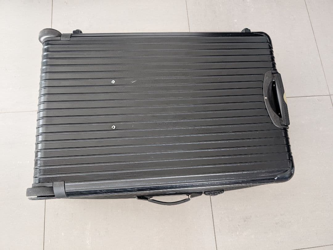 リモワ サルサ 黒 104L 2輪　851.77 綺麗です