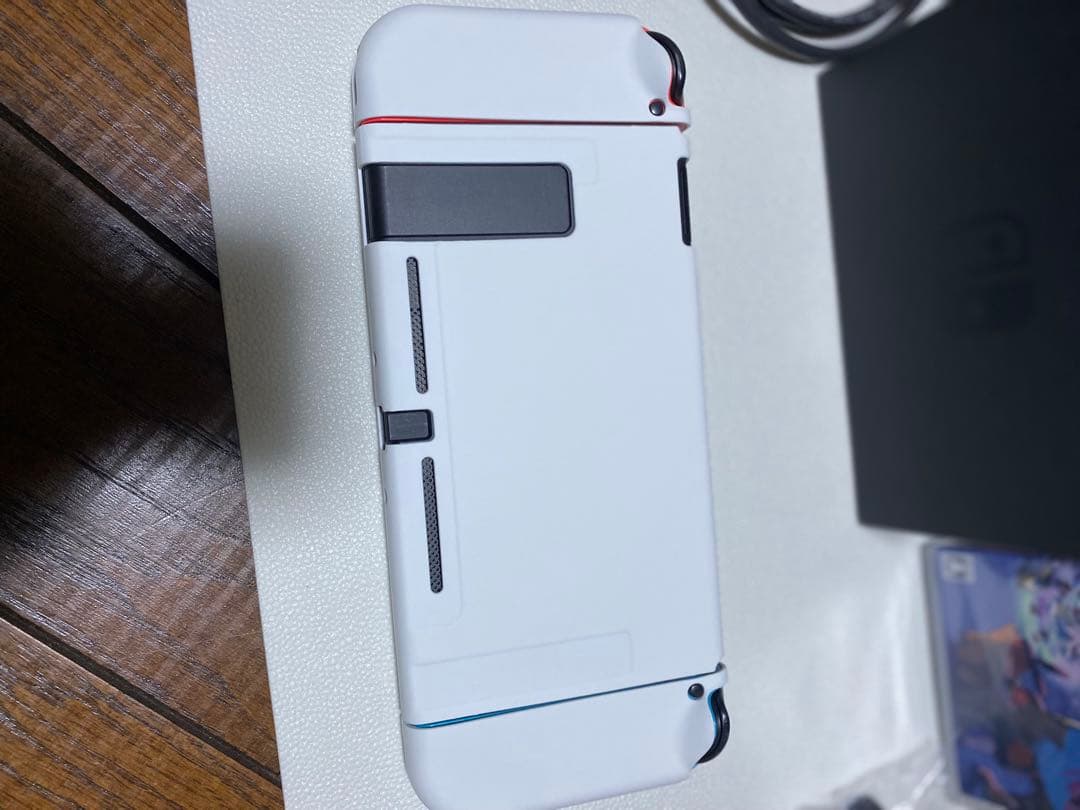 Nintendo Switch ホワイト/レッド 本体 ポケモンソフト付き