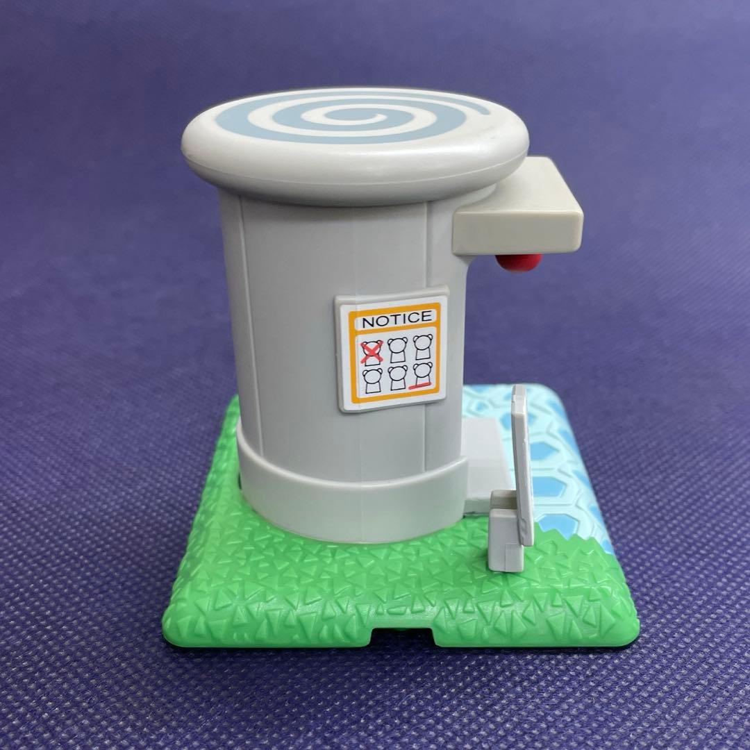 どうぶつの森　森をつくろう！H-5 森の交番 おまわりさん ミニチュア　レア