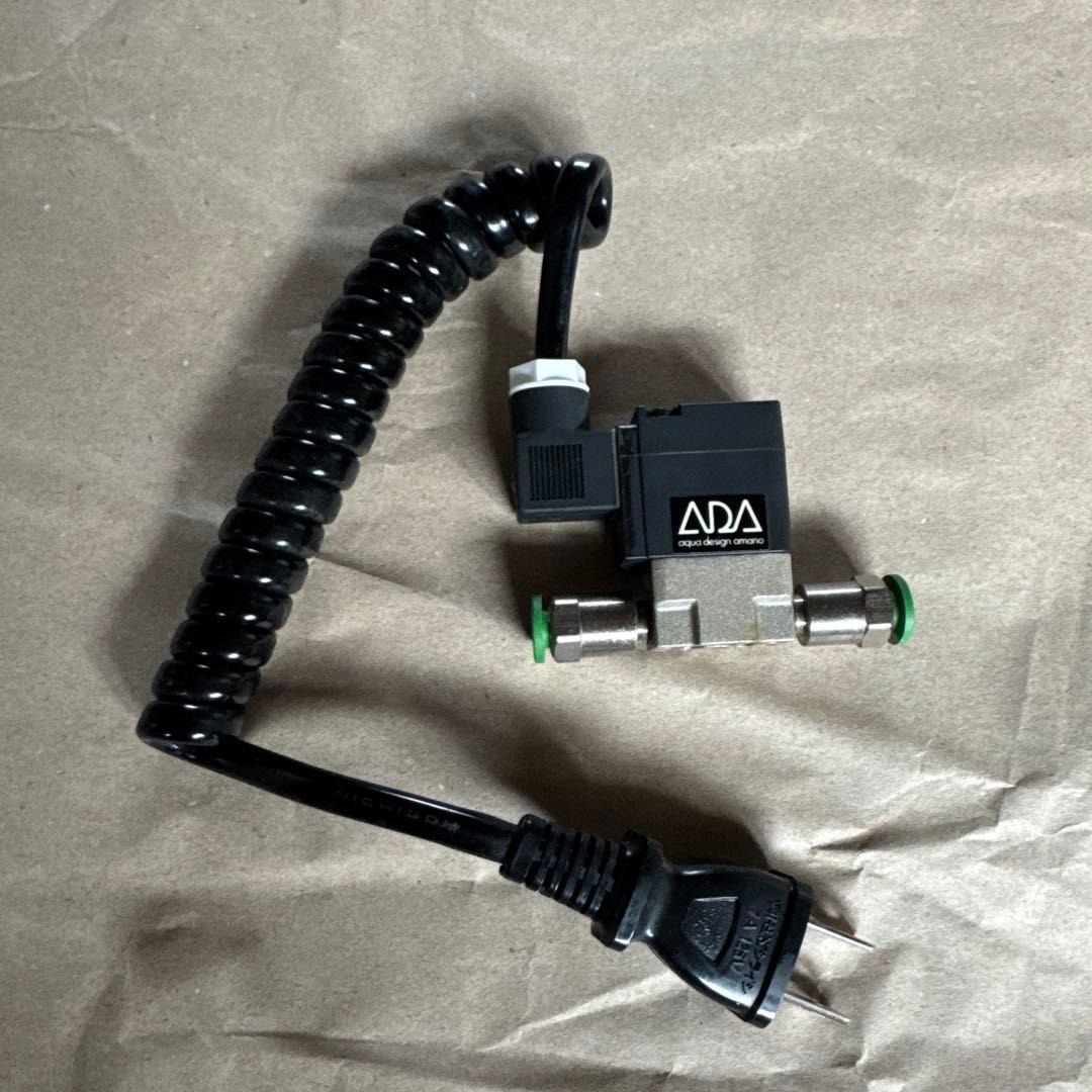 ADA CO2アドバンスシステムとE L-バルブ