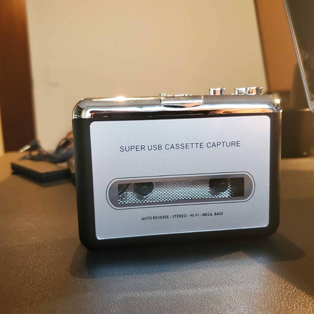 カセットテープをUSBに変換するプレーヤー オートリバース機能搭載