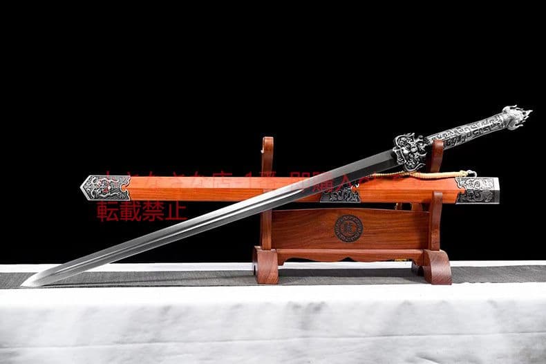 凌雲竜剣  古兵器 武具 刀装具 日本刀 模造刀 居合刀
