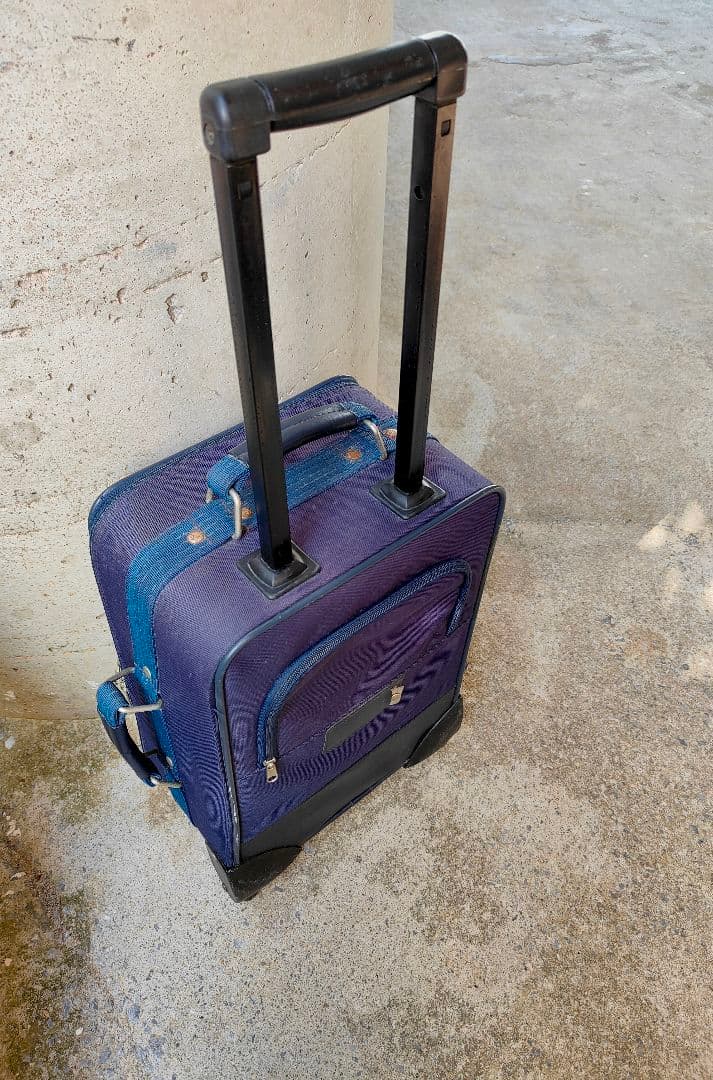 航空会社仕様スーツケース濃紺 ヴィンテージ　1980年代