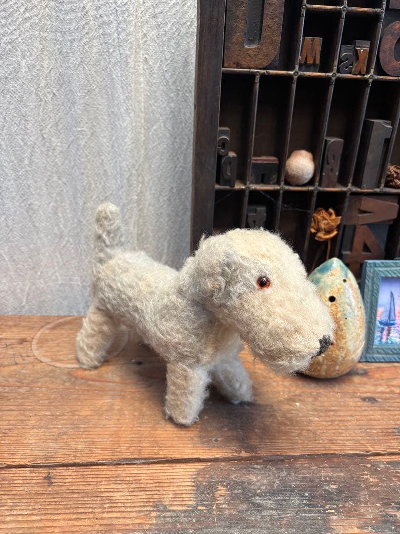 時を超えて愛される　テリア犬　ぬいぐるみ　フランス　ビンテージ