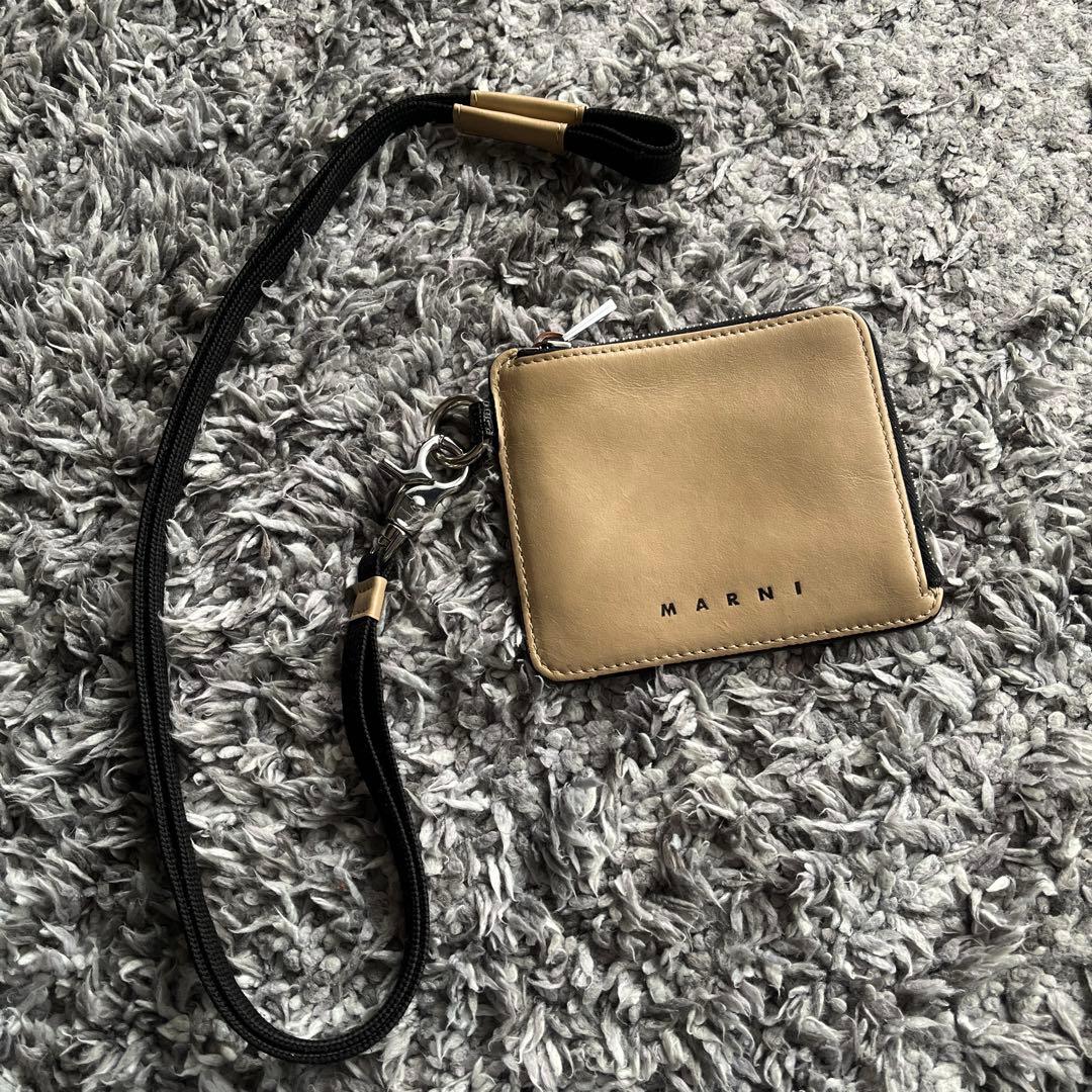 【美品！】MARNI ネックポーチ ケース ウォレット ベージュ ブラック