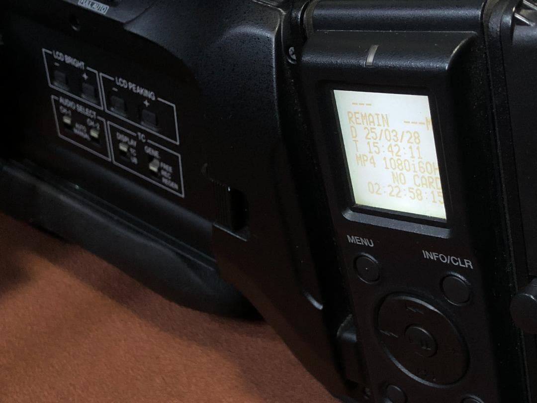 【訳あり特価】難あるもまだまだ使えるJVC HM-700（S×Sレコーダー付）②