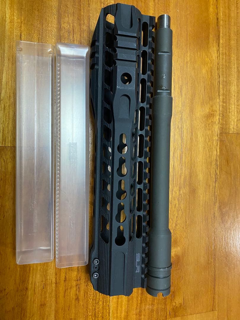 SLR ハンドガード　実物