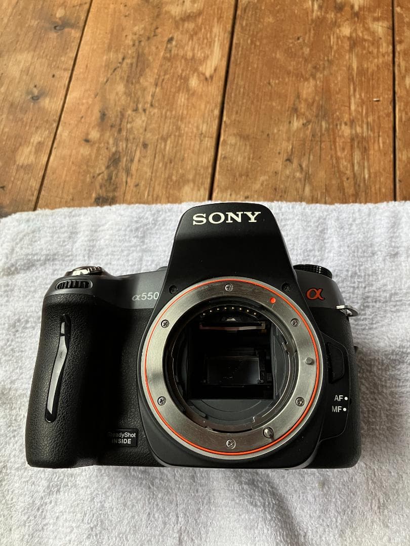 ソニーデジタル一眼レフカメラ　α550　DSLR-A550　ジャンク扱いで