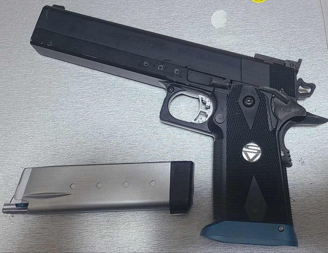 WA SV INFINITY 6.0　 ブローバック　ガス漏れあり