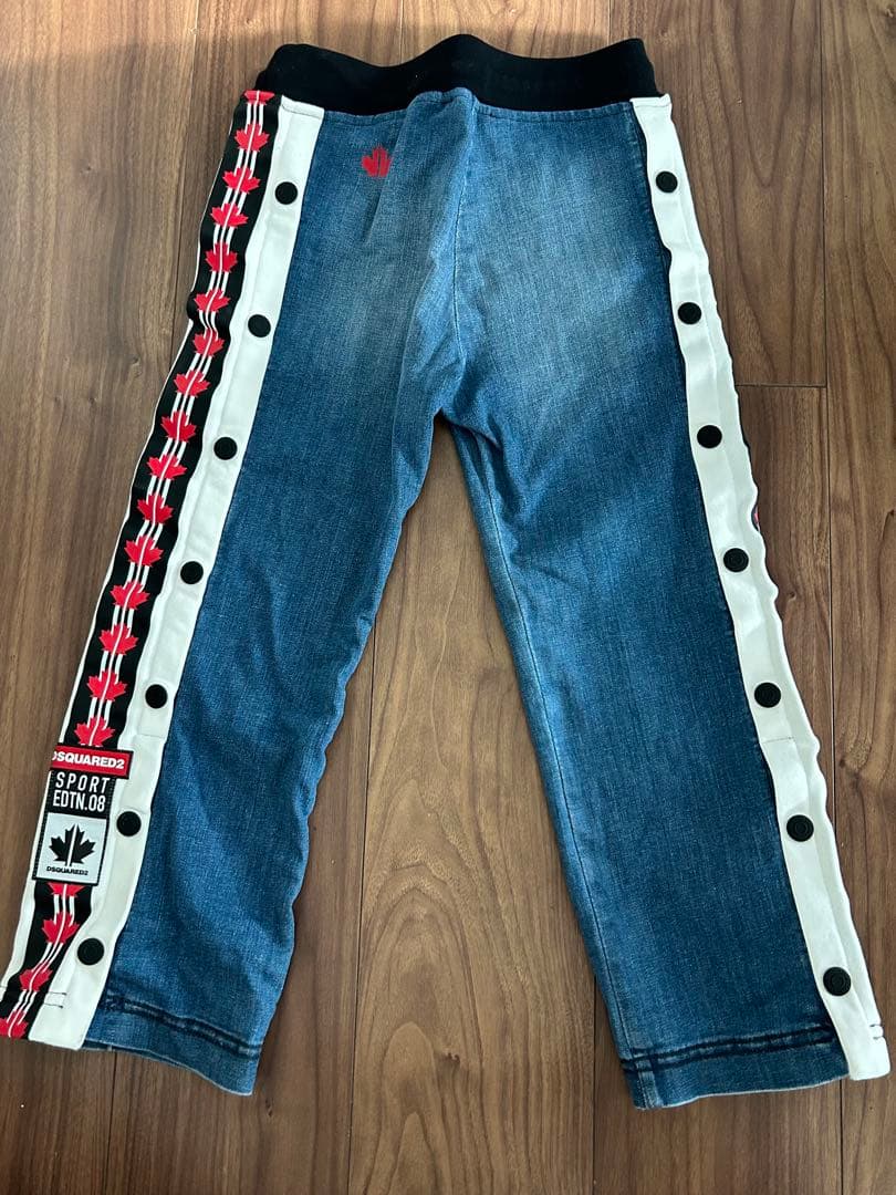 DSQUARED2ディースクエアードサイドボタン付きデニムパンツ 6y